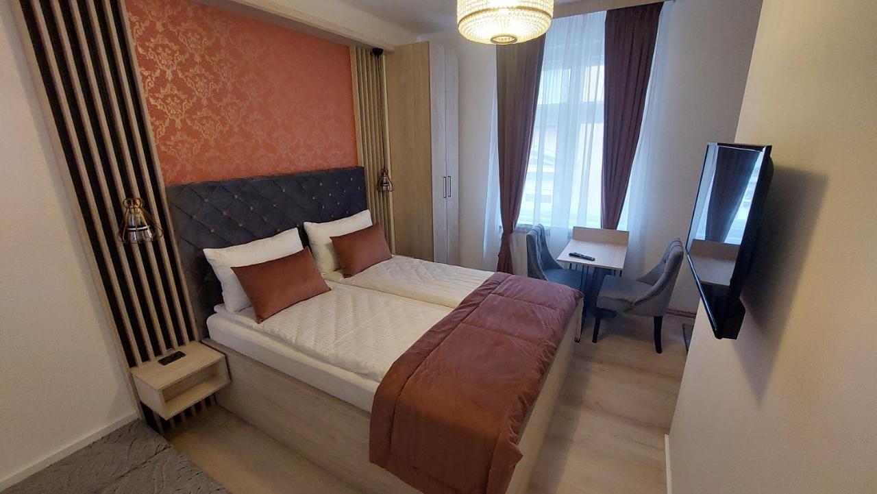 Apartments Artee Free Garage Parking Сараево Экстерьер фото