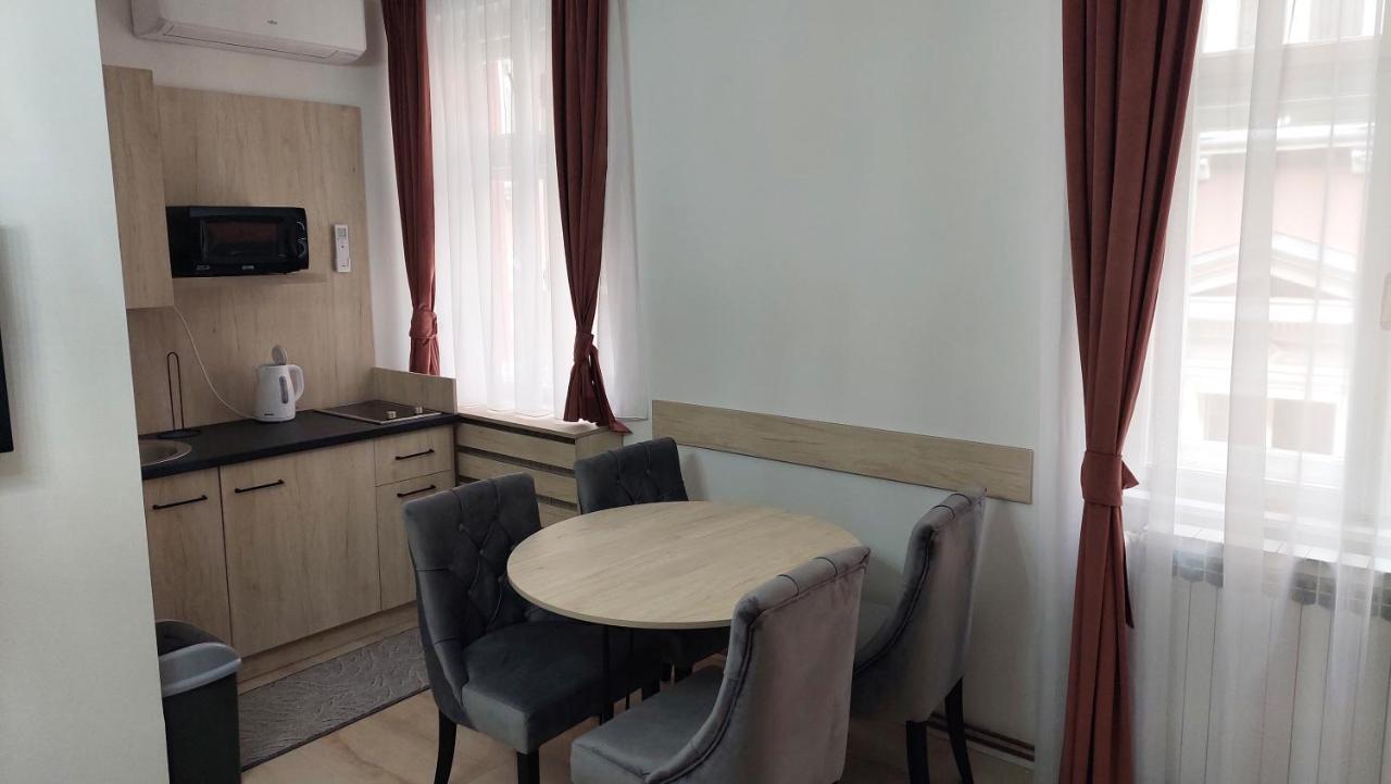 Apartments Artee Free Garage Parking Сараево Экстерьер фото