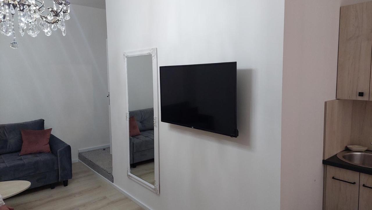 Apartments Artee Free Garage Parking Сараево Экстерьер фото