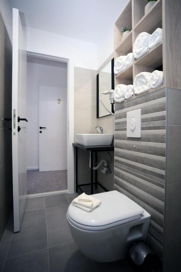 Apartments Artee Free Garage Parking Сараево Экстерьер фото