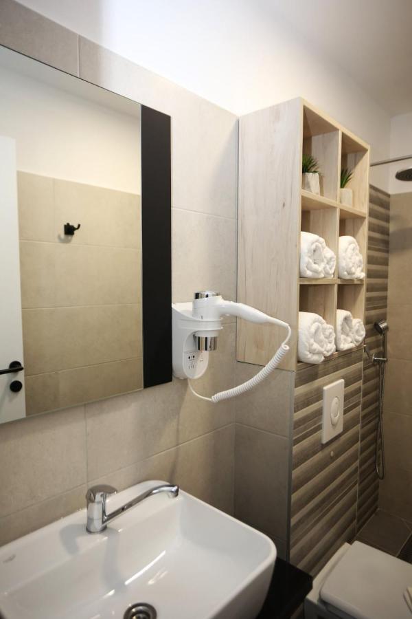 Apartments Artee Free Garage Parking Сараево Экстерьер фото
