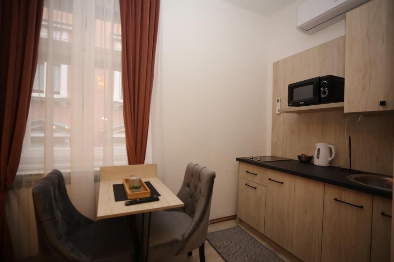 Apartments Artee Free Garage Parking Сараево Экстерьер фото