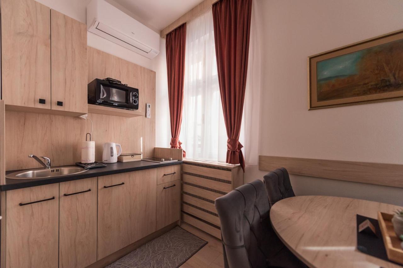 Apartments Artee Free Garage Parking Сараево Экстерьер фото
