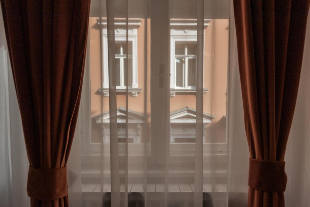 Apartments Artee Free Garage Parking Сараево Экстерьер фото